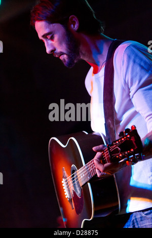 Novembre 27, 2012 - Salumeria della Musica di Milano, Italia - il cantante-cantautore Ryan Bingham live a Milano Foto Stock