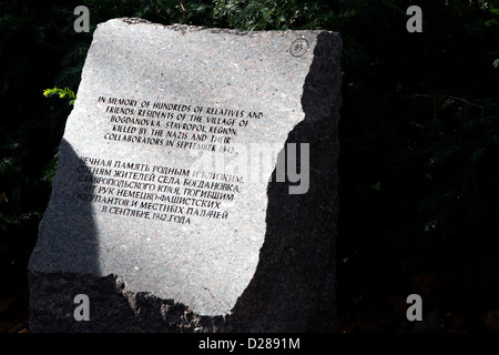 Headstone/pietra tombale al Memoriale dell Olocausto in Sheepshead Bay, Brooklyn, New York. Foto Stock