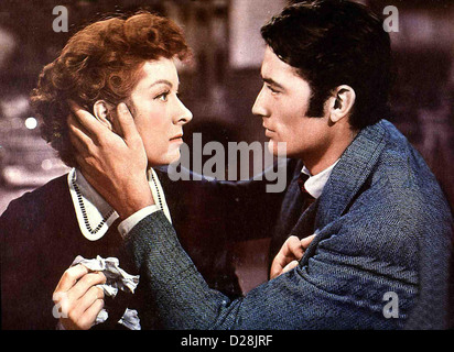 Die Entscheidung Valley decisione Greer Garson, Gregory Peck Als Paolo (Gregory Peck) der schoenen Maria (Greer Garson) einen Foto Stock