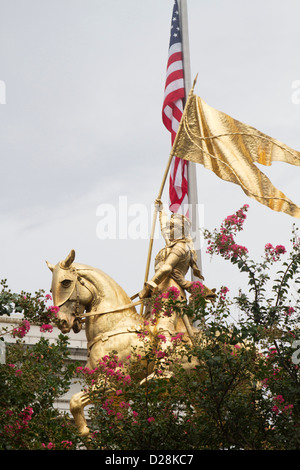 LA, New Orleans French Quarter, Statua di Giovanna d'arco, cameriera di Orleans, 1412-1431 Foto Stock