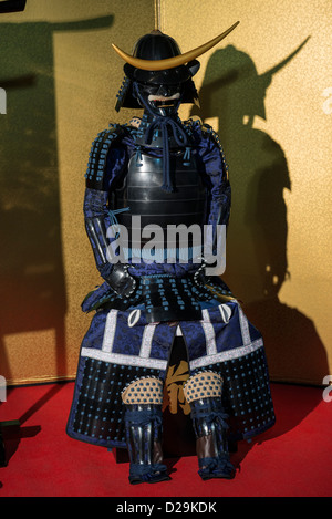 Replica dei tradizionali Samurai Warrior Corazza Foto Stock