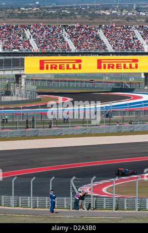 Una vista attraverso il circuito delle Americhe di Austin in Texas presi da girare 1 verso la volta 12 tribuna. Foto Stock