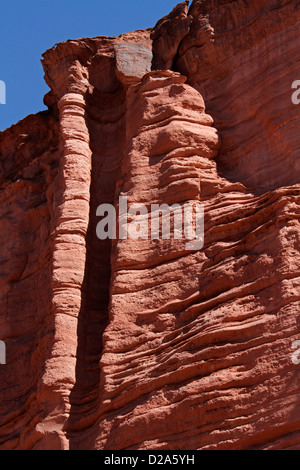 Ripida scogliera di arenaria nella Talampaya National Park, La Rioja, Argentina Foto Stock