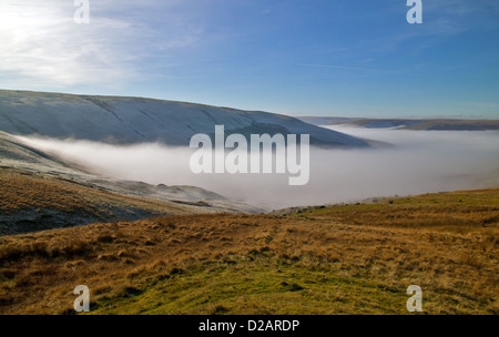 Nebbia fitta coperte TUTTA LA ELAN VALLEY IN POWYS GALLES Foto Stock