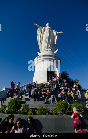 Statua di Cristo sul Cerro Santa Lucia in Santiago de Cile, Cile Foto Stock