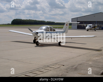 D-EXAS, 1980 Piper PA-38-112 Tomahawk C/N 38-80A0071 Foto Stock