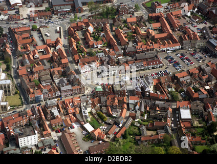 Vista aerea di Beverley centro città con la croce di mercato e Piazza del Mercato Foto Stock