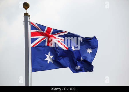 Hong Kong, Cina, bandiera nazionale dell'Australia sventolare nel vento Foto Stock