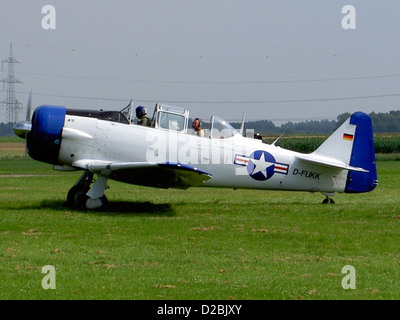 D-FUKK, North American T-6 Harvard Mk4 C/N CCF4-046 Foto Stock