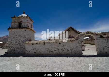 Mondo del quinto più alto villaggio Parinacota vicino a Putre, Cile Foto Stock