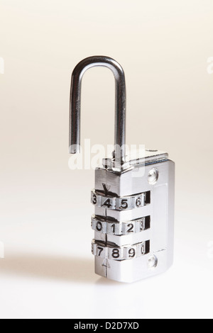 Lucchetto a combinazione Foto Stock