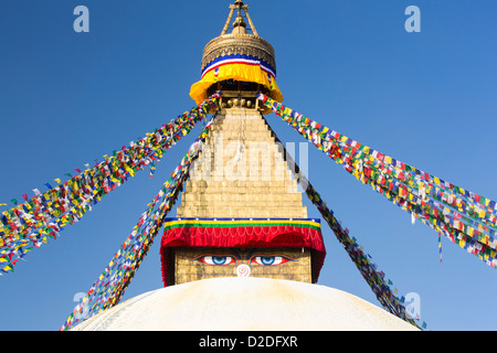 Il Boudanath Stupa, è uno del santissimo Buddist siti in Kathmandu, Nepal Foto Stock