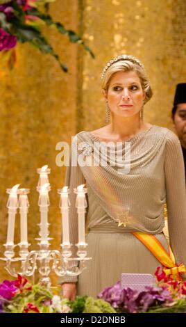 La principessa Maxima dei Paesi Bassi assiste lo Stato banchetto in Bandar Seri Begawan, Brunei Darussalam, 21 gennaio 2013. La famiglia reale olandese è su una due giorni di visita a lungo a Brunei. Foto: RPE-Albert Nieboer / Paesi Bassi fuori Foto Stock