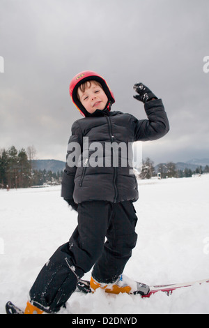 Ragazzo sul cielo. Foto Stock