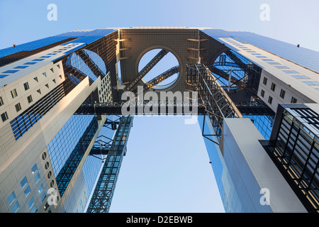 Giappone, Honshu, Kansai, Osaka Umeda di Umeda Sky Building e l'Osservatorio del Giardino galleggiante Foto Stock