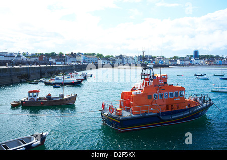 Donaghadee Harbour e RNLI barca di salvataggio, County Down Irlanda del Nord Foto Stock