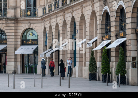 Negozi esclusivi in Place Vendome, Parigi Francia Foto Stock