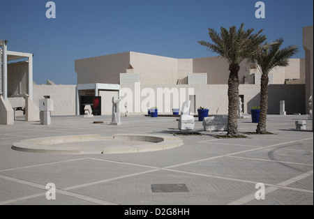 Il Museo Nazionale del Bahrain - ingresso cortile Foto Stock