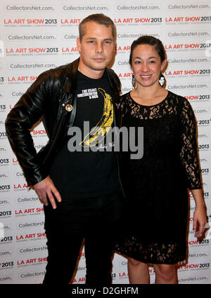 Gen 23, 2013 - Los Angeles, CA, US - Shepard Fairey e AMANDA FAIREY arrivare per la serata di apertura Premiere parte del 2013 Los Angeles Art Show.(Immagine di credito: credito: Brian Cahn/ZUMAPRESS.com/Alamy live news) Foto Stock