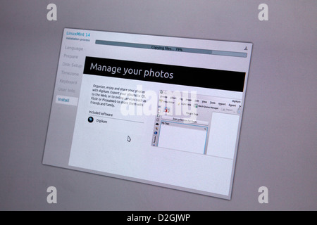 Linux Mint 14 Sistema operativo - installazione che mostra la schermata che mostra il software open source disponibili durante l'installazione Foto Stock