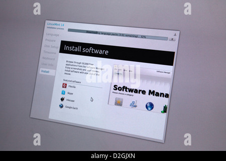 Linux Mint 14 Sistema operativo - installazione che mostra la schermata che mostra il software open source disponibili durante l'installazione Foto Stock