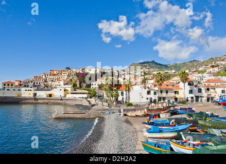 Decorazioni tradizionali barche da pesca Camara de Lobos porto Madeira Portogallo UE Europa Foto Stock