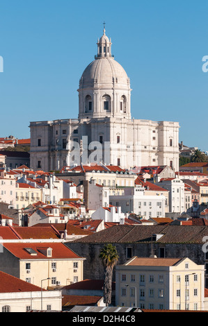 Lisbona (Portoghese: Lisboa) la città capitale del Portogallo, Europa - che si affaccia sulla città capitale Foto Stock