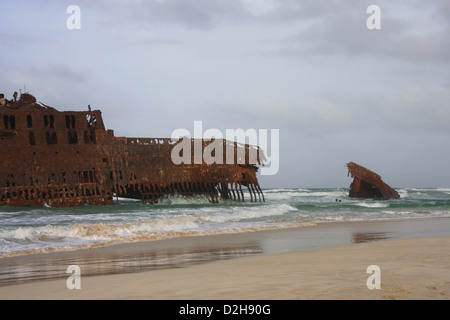 Relitto della Santa Maria, una nave spagnola che era naufragato nel 1968 sull'isola di Boa Vista, Capo Verde Foto Stock