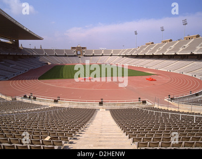 Vista di stadium, Estadi Olímpic de Montjuïc (Stadio Olimpico), Montjuïc, Barcellona, provincia di Barcelona, Catalogna, Spagna Foto Stock