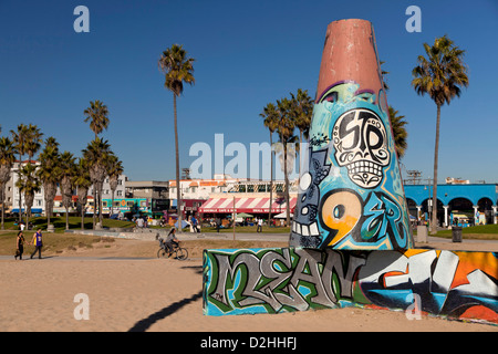 Graffitti presso la spiaggia di Venezia, Los Angeles, California, Stati Uniti d'America, STATI UNITI D'AMERICA Foto Stock