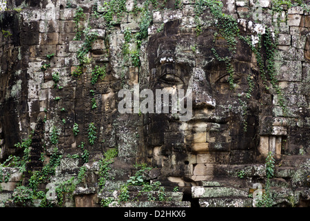 Angkor Thom east gate faccia enorme scultura, Cambogia Foto Stock