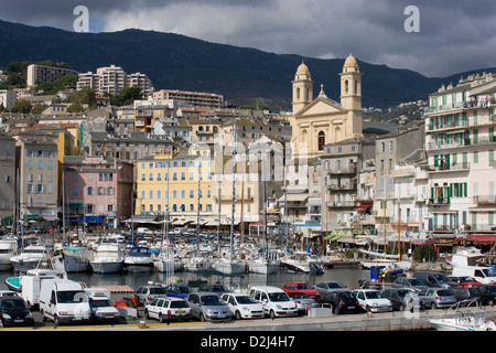 Corsica: Bastia - Vieux Port / St-Jean-Baptiste chiesa Foto Stock