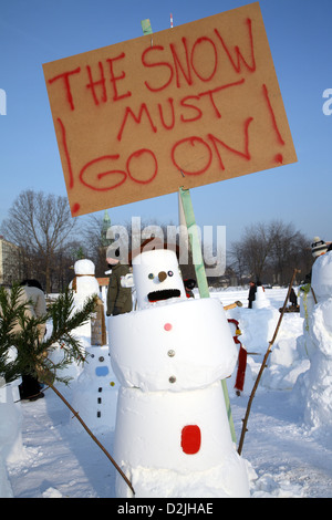 Berlino, Germania, Snowman dimostrazione contro il cambiamento climatico da parte dell'initiator Entegra Foto Stock