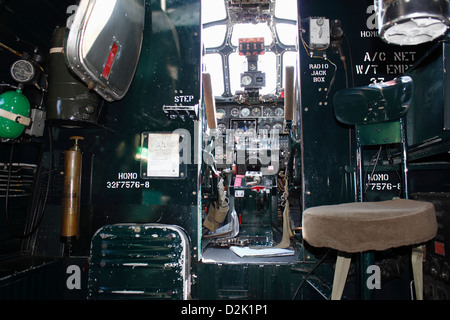 Cockpit di un consolidato B-24 Liberator un pesante americana durante la seconda guerra mondiale aerei bombardieri Foto Stock