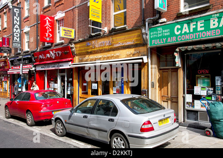 Ristoranti a Brick Lane, Spitalfields, Tower Hamlets, East End di Londra, Regno Unito Foto Stock