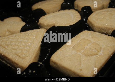 Pastafrolla scozzese biscotti in contenitore di plastica Foto Stock