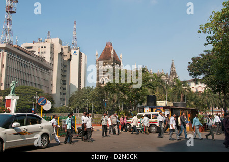 Fort Mumbai ( Bombay ) India Flora Fontana Mahatma Gandhi - MG Road Fort Foto Stock