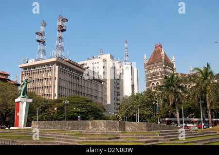 Fort Mumbai ( Bombay ) India Flora Fontana Mahatma Gandhi - MG Road Fort Foto Stock