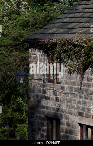Saddleworth - Murature in edifici dettaglio del cottage Foto Stock