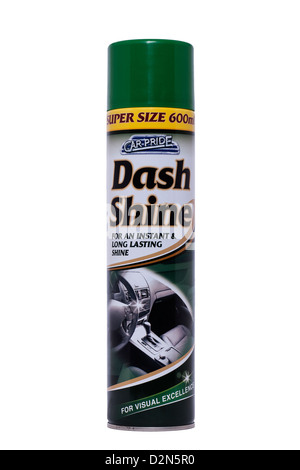 Un può di orgoglio auto Dash brillano per la lucidatura di cruscotti di automobili su sfondo bianco Foto Stock