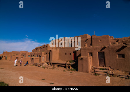 Il vecchio Indian Pueblo, Martinez Hacienda, fatta di adobe, Taos, Nuovo Messico, Stati Uniti d'America, America del Nord Foto Stock