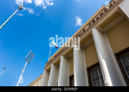 L'Italia, Firenze, l'entrata principale dell'Artemio Franchi football Stadium progettato da Pier Luigi Nervi Foto Stock