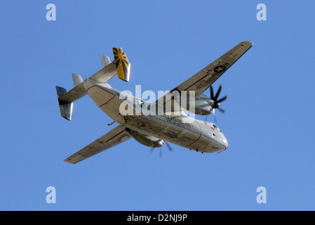 Grumman C-2 Greyhound aerei cargo con otto-bladed eliche Foto Stock