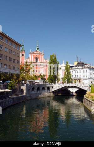 La chiesa francescana dell Annunciazione, Triple Bridge, Lubiana, Slovenia Foto Stock