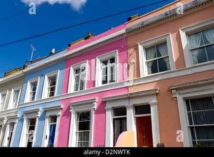 Fila di case in Notting Hill Londra REGNO UNITO Foto Stock