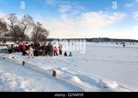 Vista del lago Mälaren in inverno dalla Broadwalk, Sigtuna (Svezia) Foto Stock