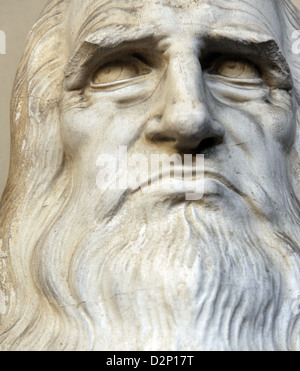 Leonardo da Vinci (1452-1519). Rinascimento Italiano polymath. Busto. Dettaglio. Cortile della Pinacoteca Ambrosiana. Milano. L'Italia. Foto Stock