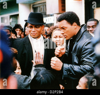 ALI 2001 Columbia Pictures film con Will Smith come pugile Muhammad Ali e Mario Van Peebles come Malcolm X Foto Stock