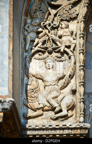 Sculture medievali dalla facciata di la Basilica di San Marco, Venezia, Italia Foto Stock