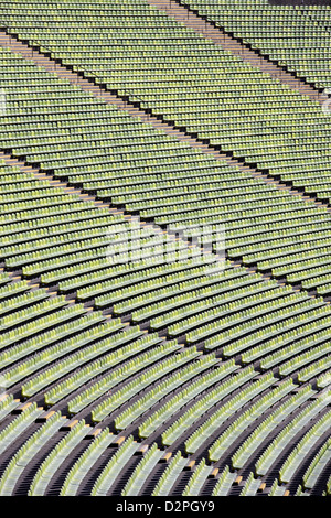 Monaco di Baviera, Germania, Olympiastadion file di sedili nel Parco Olimpico Foto Stock